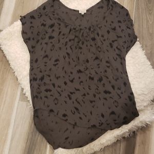 Aritizia T Babaton Silk Blouse